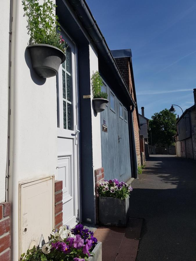 Apartmán La Tourterelle La Rivière-Saint-Sauveur Exteriér fotografie