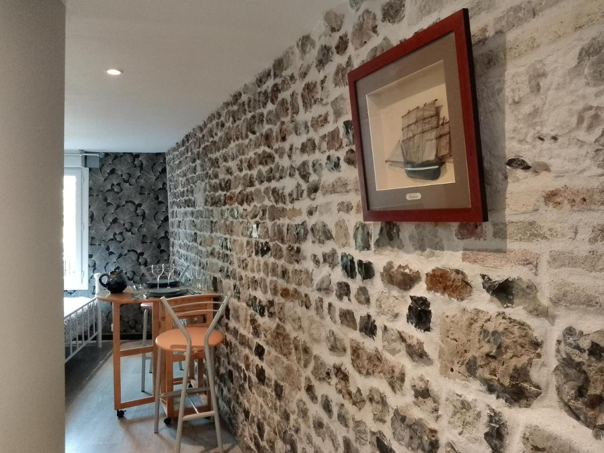 Apartmán La Tourterelle La Rivière-Saint-Sauveur Exteriér fotografie