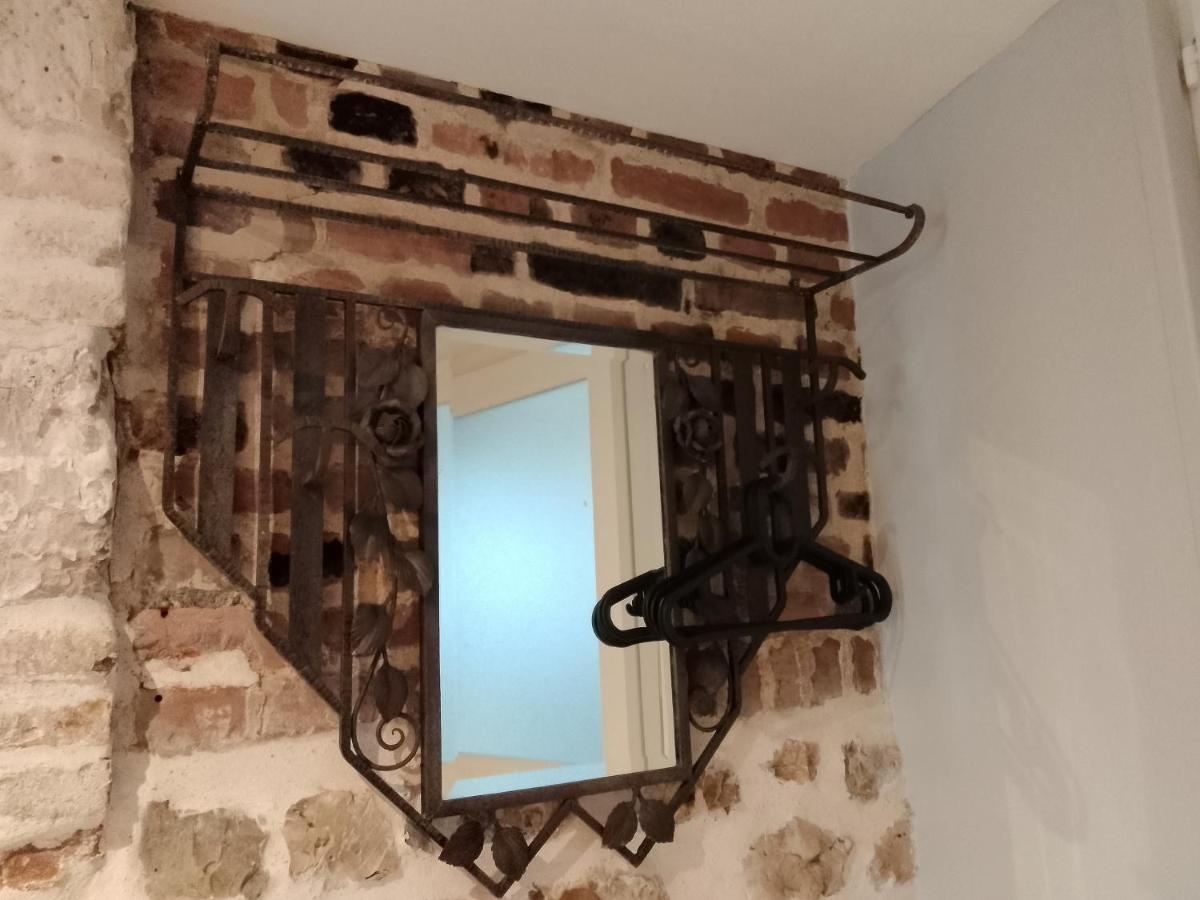 Apartmán La Tourterelle La Rivière-Saint-Sauveur Exteriér fotografie