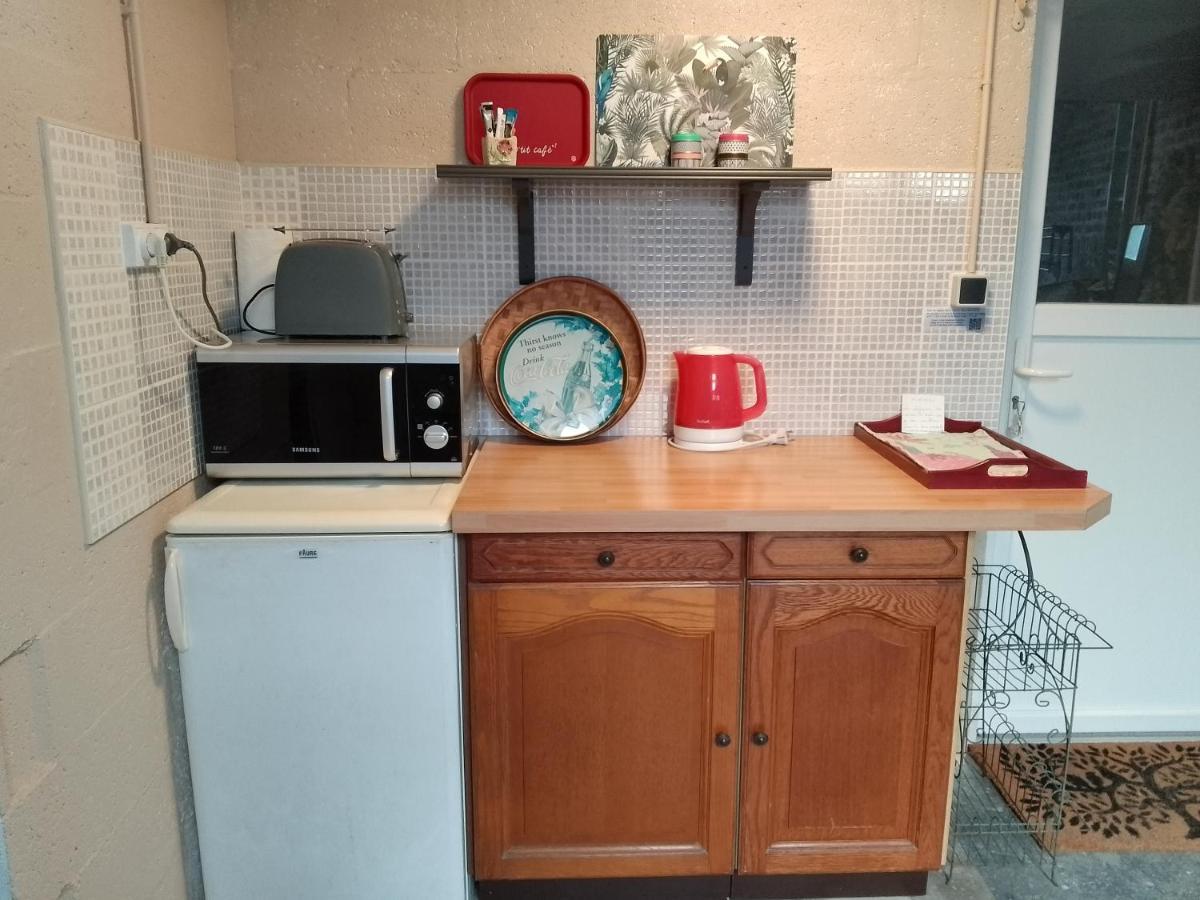Apartmán La Tourterelle La Rivière-Saint-Sauveur Exteriér fotografie